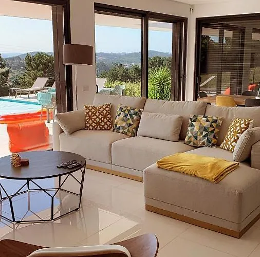 Villa White Lagoon, 6 Guests, 2 Bathrooms, Heated Private Pool, Amazing View, Ac, Fully Equiped !